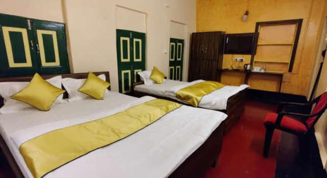 Tulin Heritage Bungalow, Book Villa Villaer i Jhalida, Villa
