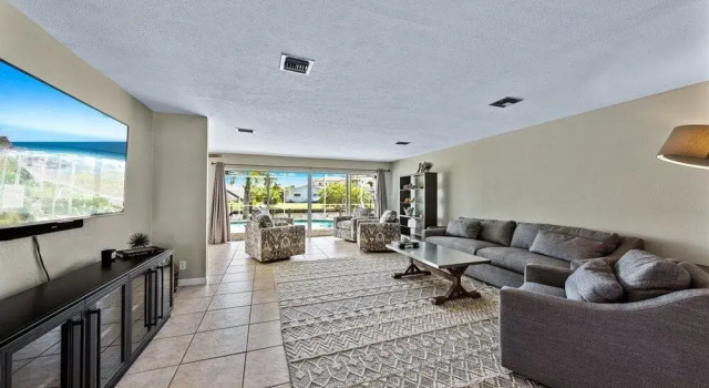 Villa Sorrento, Забронировать Вилла Отели Кейп-Корал 4 звезды, 4*