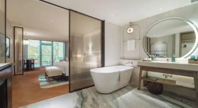 Номер Executive Haiwaihai Baina Hotel