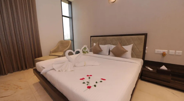 VRR Hotel's And Convention Centre, Rezervovat Hotel Bangalore Bangalore