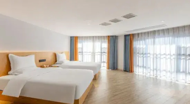 Люкс Nverqing Resort Hotel (Enshi Tujia Girl's Town)