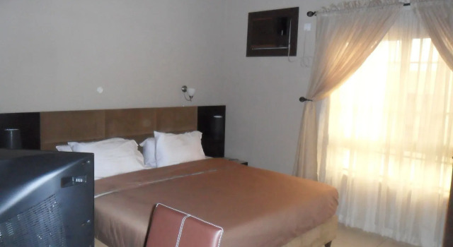 Swisscottage suites