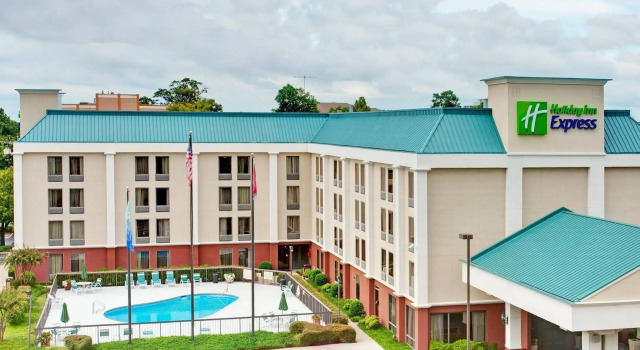 Holiday Inn Express Memphis Medical Center Midtown by IHG