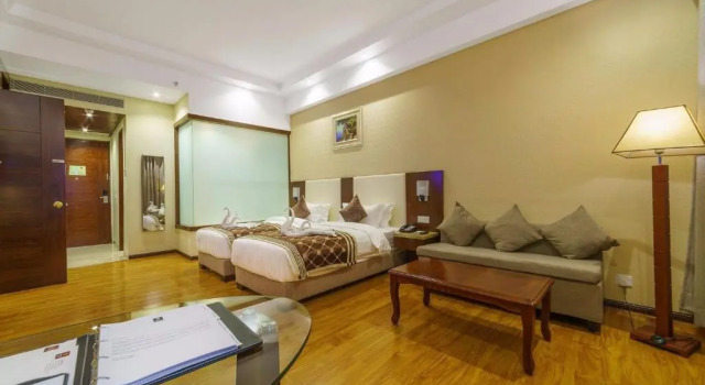 Номер Deluxe Clarion Inn