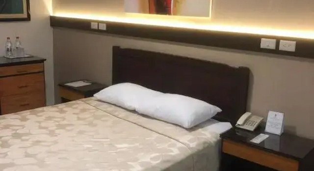 Номер Standard GH Alexander Hotel