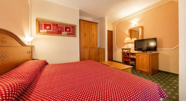 Двухместный номер Superior Hotel Elena