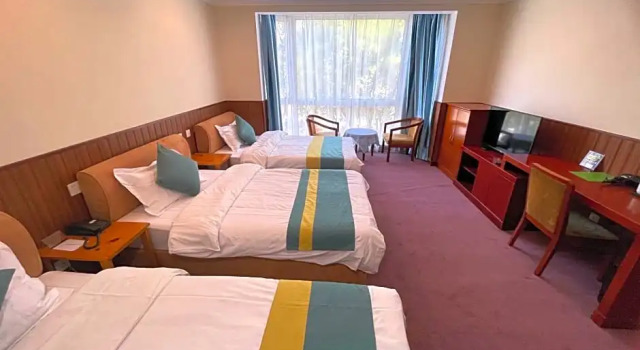 Трёхместный номер Standard Beijing RJ Brown City Center Hotel Tian An Men Forbidden City