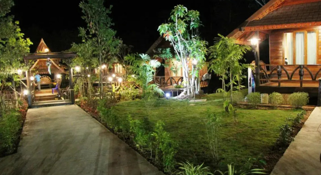 Номер Standard с красивым видом из окна Burilamplai Resort บุรีลำปลาย รีสอร์ท