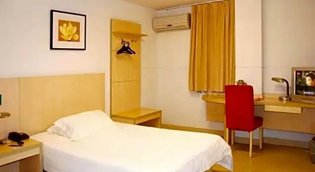 Номер Standard Jinjiang Inn Shanghai Tongji University