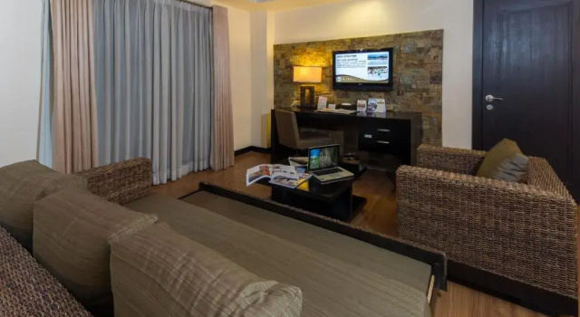 Полулюкс Widus Hotel Clark