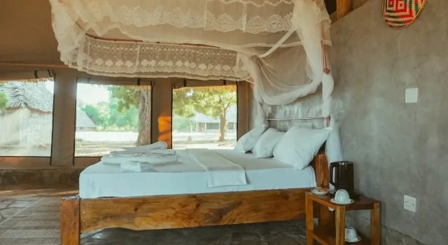 Kingfisher Beach Resort, Boek Resort Kimang'a Tanga