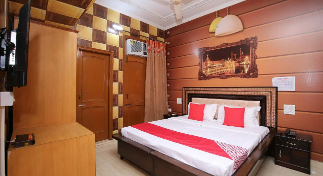 OYO 29172 Ess Ess Enterprises, Book Hotel Rājpura Punjab