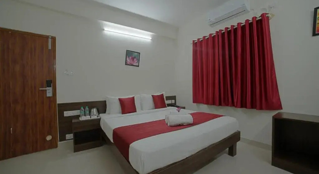 SM Royal Suites