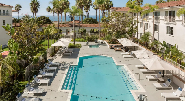 Четырёхместный номер Standard Hilton Garden Inn Carlsbad Beach