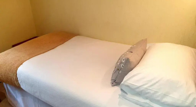 Standard quarto Melba House