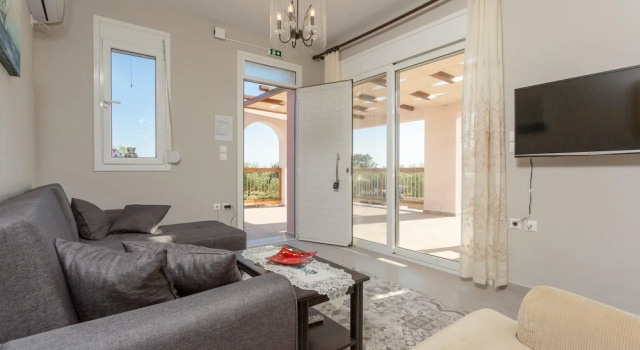 Вилла Vatsa Beach Villa Large Private Pool Walk to Beach Sea Views A C Wifi - 3021