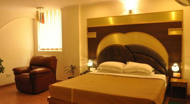 OYO 9978 Hotel Calista, Rezervovat Hotel Déhrádún Uttarakhand