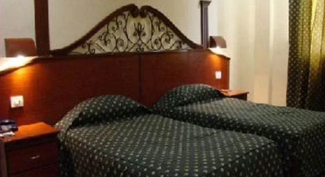 Planet Hotel
