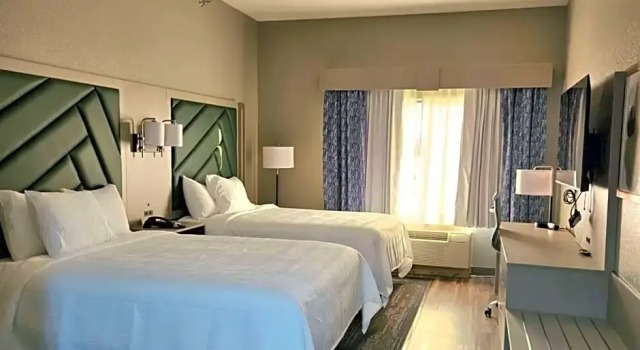 Четырёхместный люкс Wingate by Wyndham Sulphur Near Lake Charles