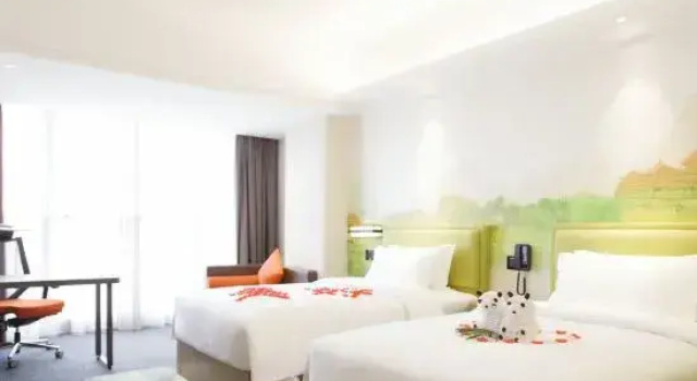 Номер Deluxe Hampton by Hilton Guilin Lingui