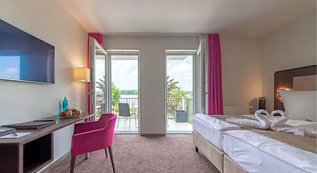Номер Standard с балконом и с видом на море Fontane Hotel