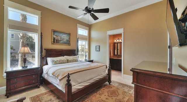 Verona by Five Star Properties, Rezerwuj Hotel Hotele w Emerald Coast z parkingiem, Parking