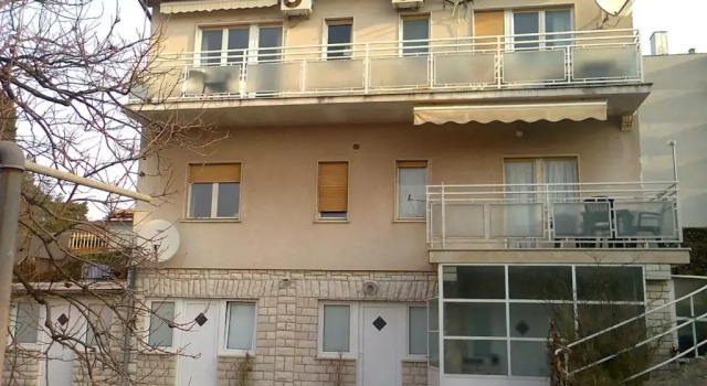 Apartment for Holidays in Pula