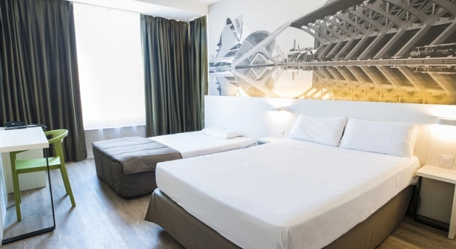 Двухместный номер B&B HOTEL Valencia Arena