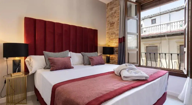Апартаменты BiBo Suites Plaza Nueva