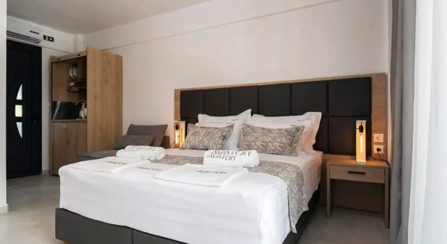 Номер Standard Avaton Luxury Resort and Spa Access the Enigma