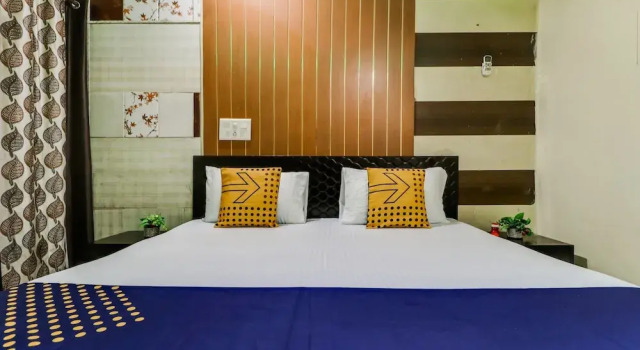 Spot On 61068 Hotel Kr