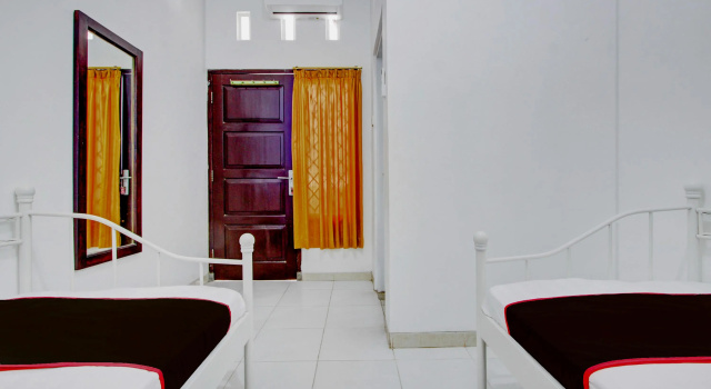 Standard Twin room Hotel O Guest House Sakinah