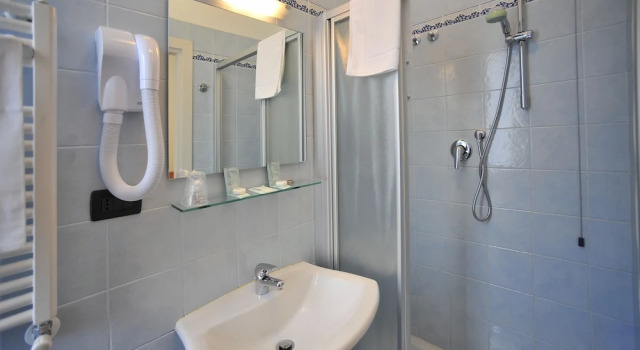 Трёхместный номер Standard с балконом Hotel Riviera Blu