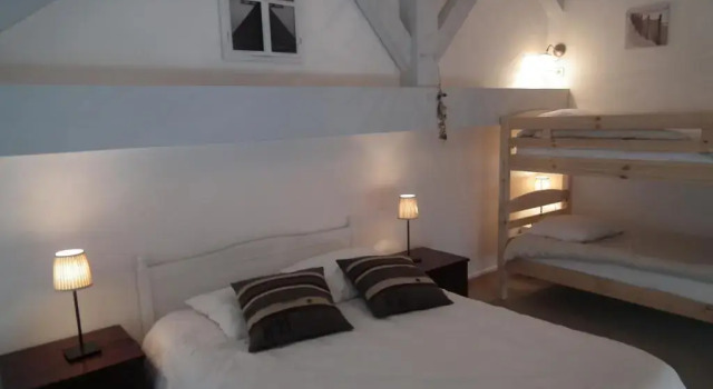 Семейный номер Comfort Logis Hôtel La Chaize