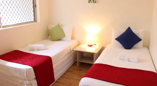 Апартаменты Standard с 2 комнатами с балконом Surfers Riverside Apartments