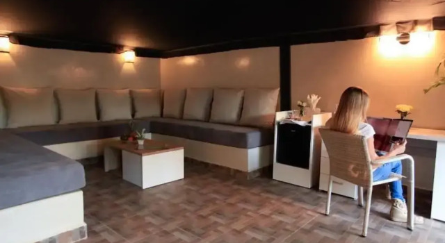 The Farm Lodge & Spa, Забронировать Фермерский дом Отели Марракеш-Тенсифт-Эль-Хауз с парковкой, Парковка