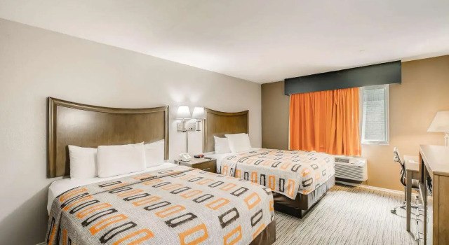 Двухместный номер Standard Orangewood Inn and Suites Midtown
