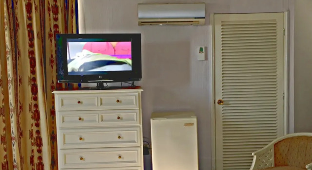 Четырёхместный номер Standard с балконом Hotel Acapulco Malibu