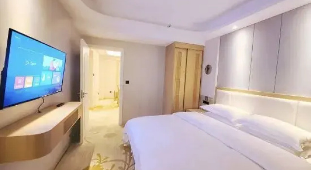 Люкс Deluxe Warm Homestay (Mengzi Dingji Guiyuan Branch)