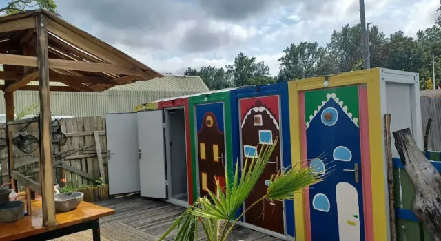 Тент Stoke Travel's Amsterdam Camping