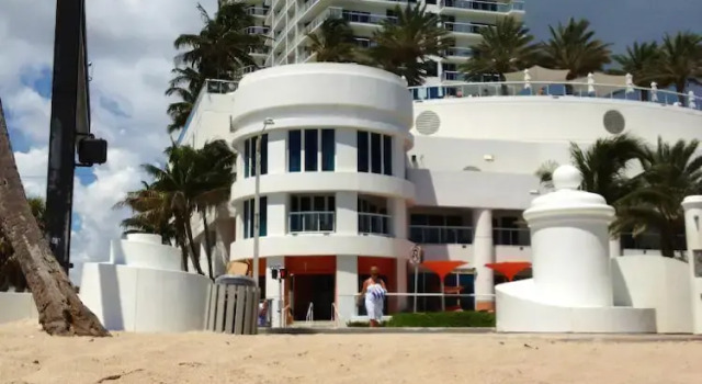 Private Residences at Q Club, Забронировать Отель Бизнес-отели Форт-Лодердейл, рядом с Пляж Себастьян-стрит, 4* 5*