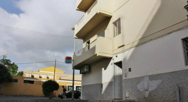 Praiadise Hostel, Rezervovat Hostel Achada de Santo Antonio 