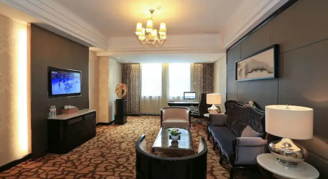 Taoyuan Jiari Jiudian, Boek Hotel Hotels in Shaanxi met parkeren, Parkeren