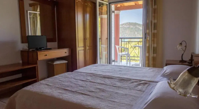Студия Maria Apartments