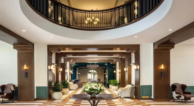 The Benson Hotel & Faculty Club, Забронировать Отель Отели Орора 4 звезды, рядом с University of Colorado Health Science Center, 4*