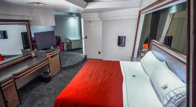 Полулюкс Motel Mediterraneo