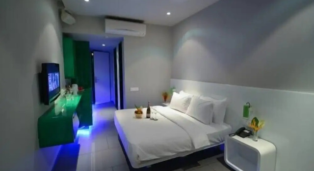 Номер Standard SinQ Party Hotel - No Male Stags Allowed