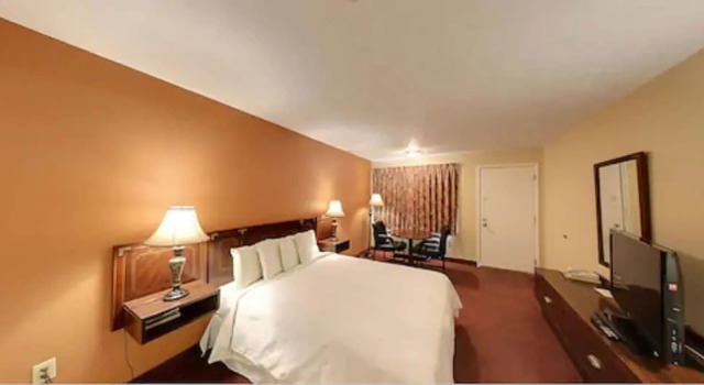 Номер Executive Kings Inn Near the Falls
