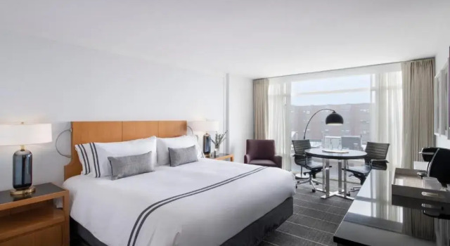 Двухместный номер Superior The Colonnade Hotel