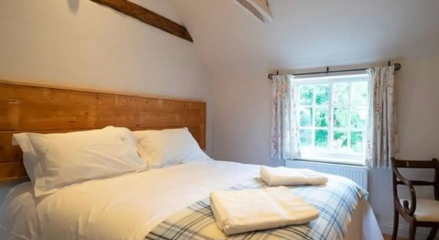 Lundgarth The Old Brickworks, Luxury Holiday Cottage in Lund Village nr Beverley, Varaa Lomakoti Mökit kohteessa Merseyside, Mökki